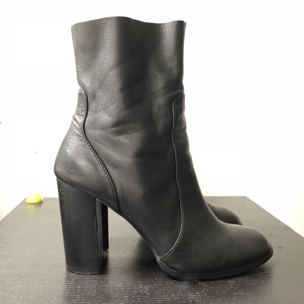 Black Leather Heeled Boots